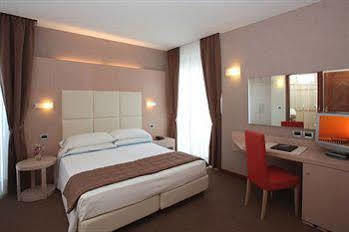 Hotel Rivamare