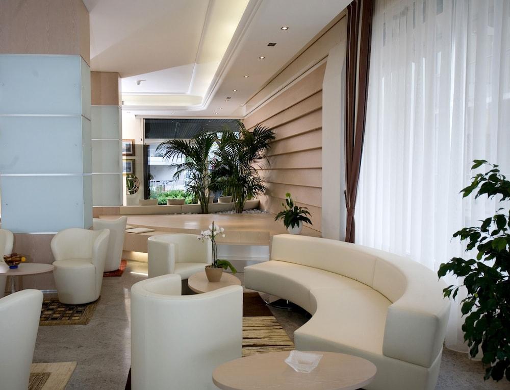 Rivamare Hotel